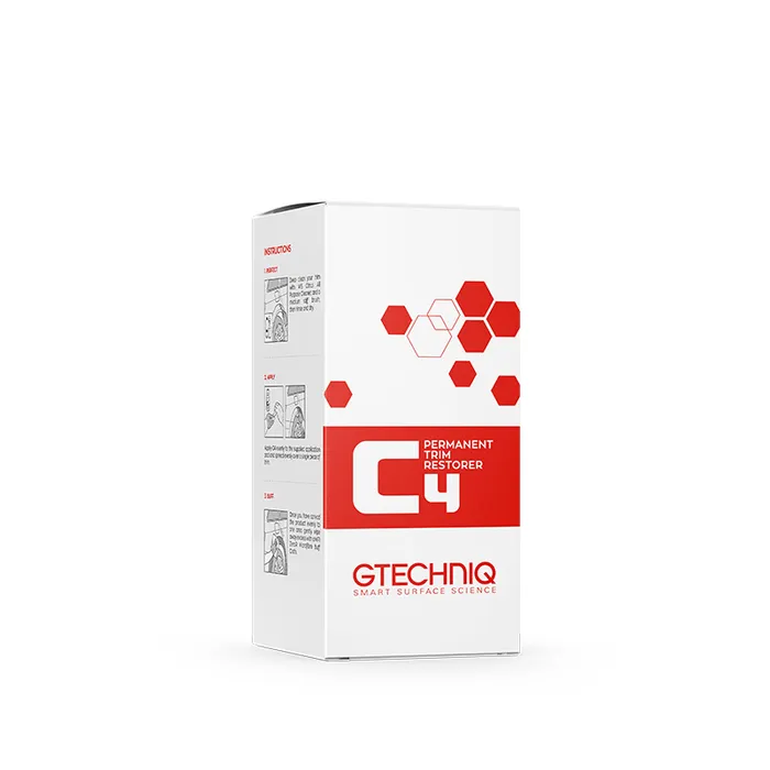 Tratament restaurare plastic exterior Gtechniq C4 Permanent Trim